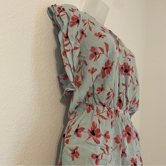 Billabong Womens Size Medium Ruffle Up Floral Romper With Open Back New With Tag - Picture 5 of 11